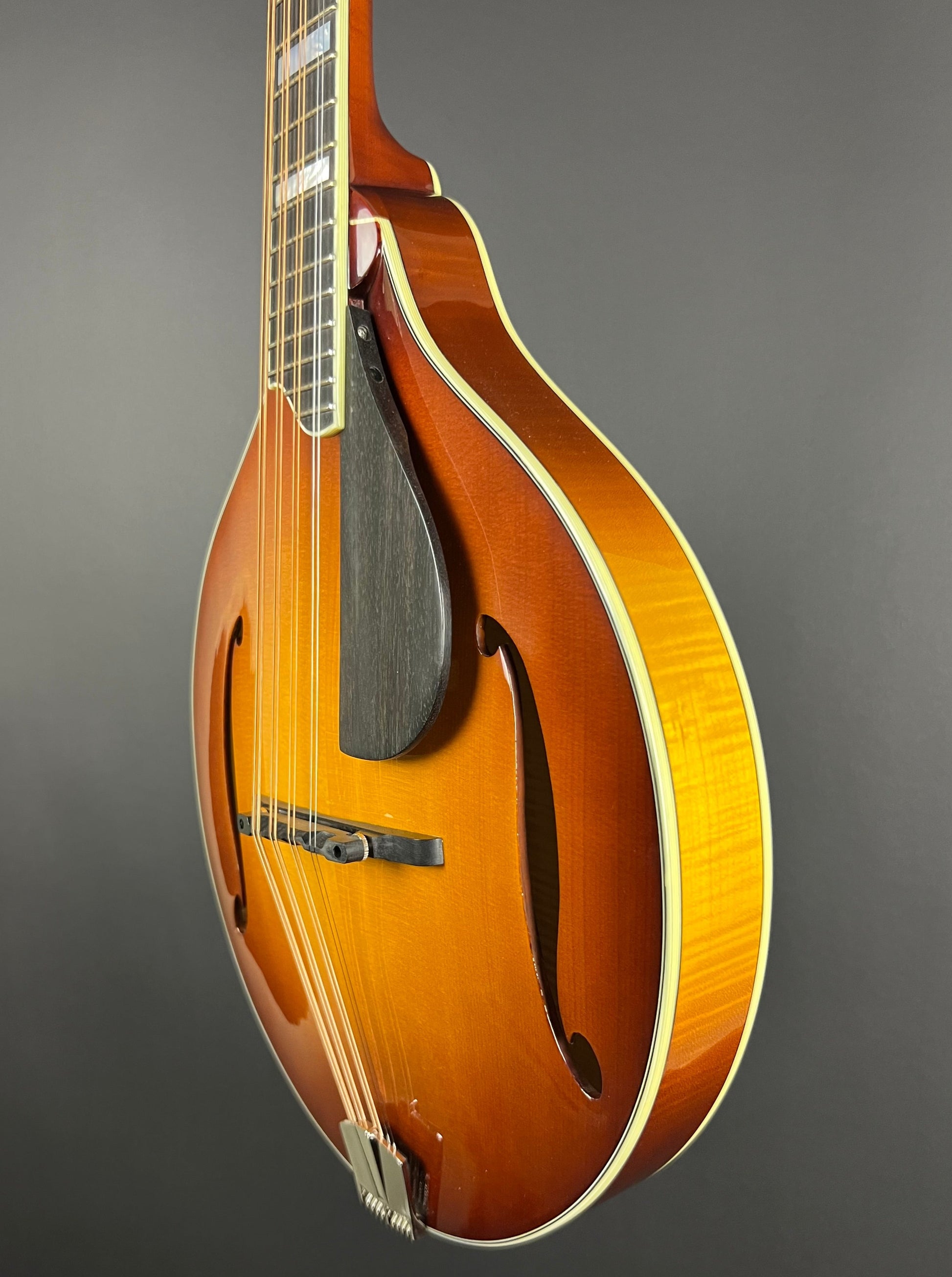 Eastman MDO605 Deluxe Octave Mandolin