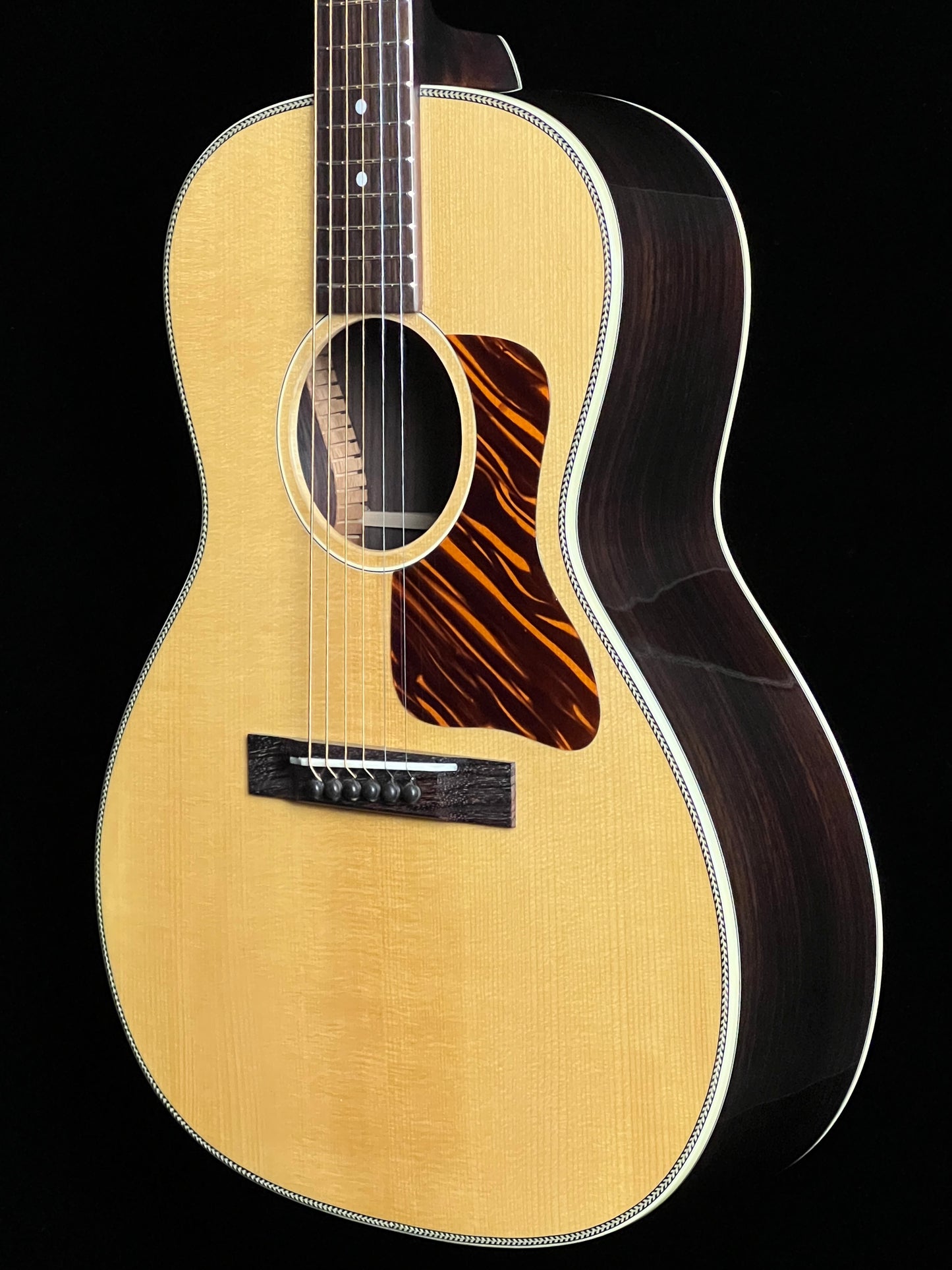 SOLD - Eastman E20 OOSS-TC OO Slope Shoulder Acoustic Guitar Adirondack Spruce / Solid Rosewood - New