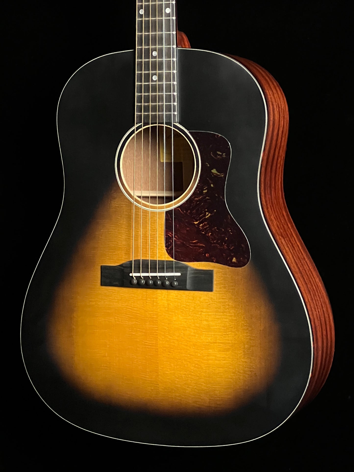 SOLD - Eastman E1SS-SB Slope Shoulder Sunburst Acoustic Guitar Solid Sitka Spruce / Solid Sapele - New