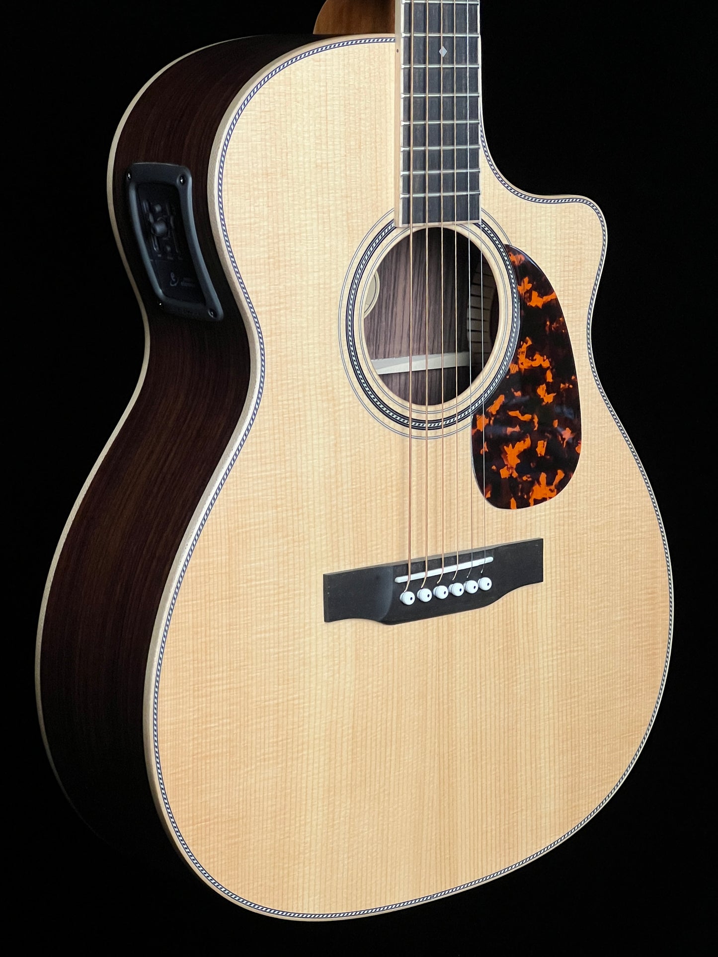 Larrivée OMV-40RE Legacy Series Sitka Spruce/Indian Rosewood Acoustic Guitar with L. R. Baggs StagePro Element - New